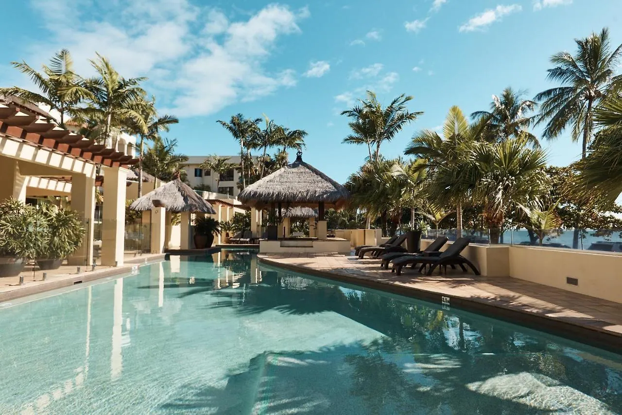 Sea Change Beachfront Apartments Trinity Beach
