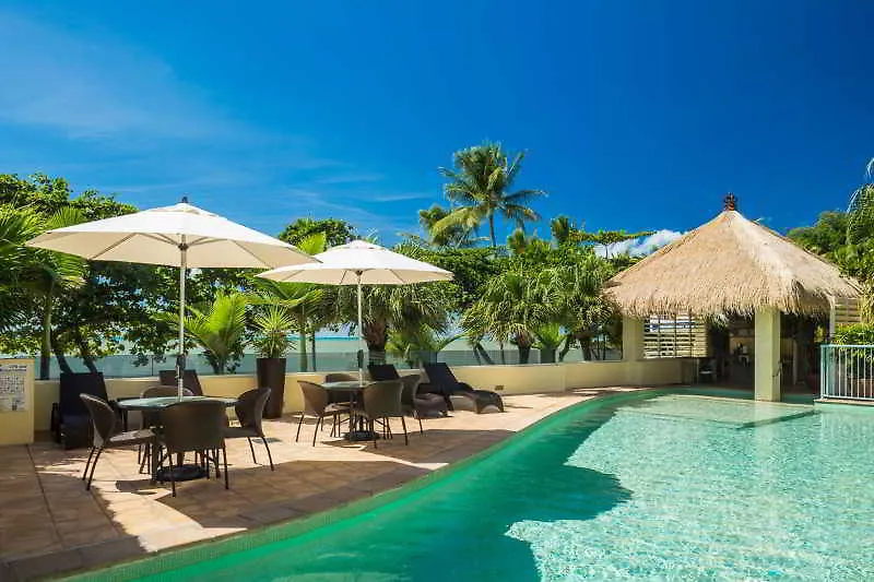 Sea Change Beachfront Apartments Trinity Beach Australia