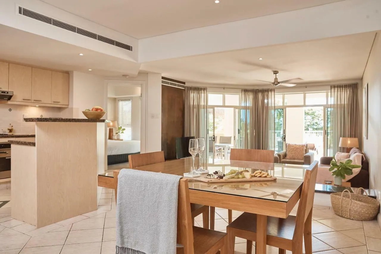 Sea Change Beachfront Apartments Trinity Beach 5*,