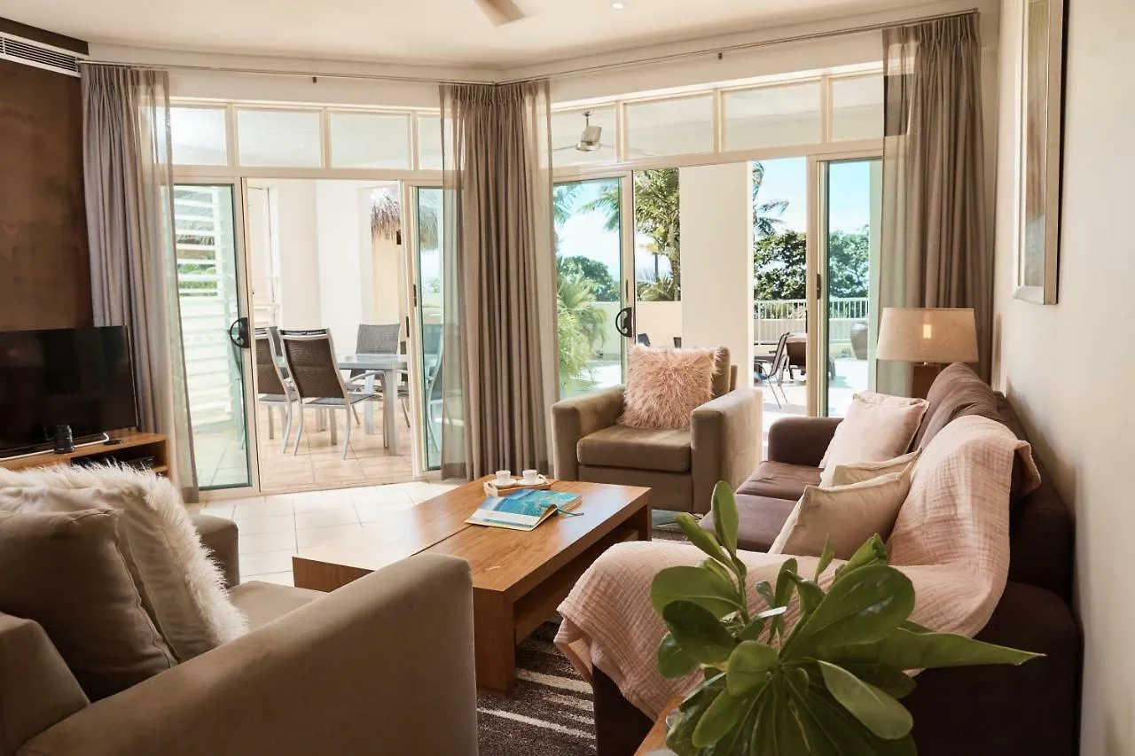 Sea Change Beachfront Apartments Trinity Beach Aparthotel