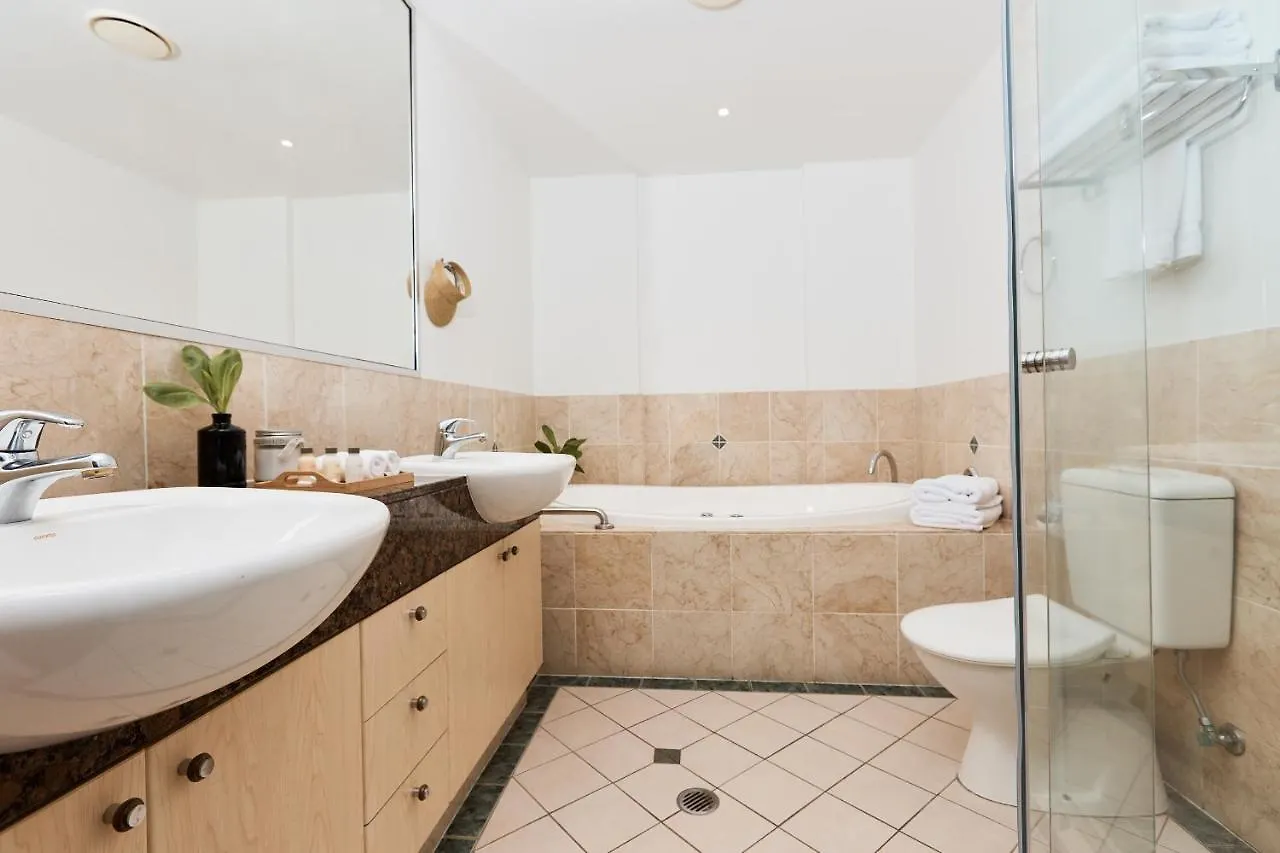 Sea Change Beachfront Apartments Trinity Beach 5*,